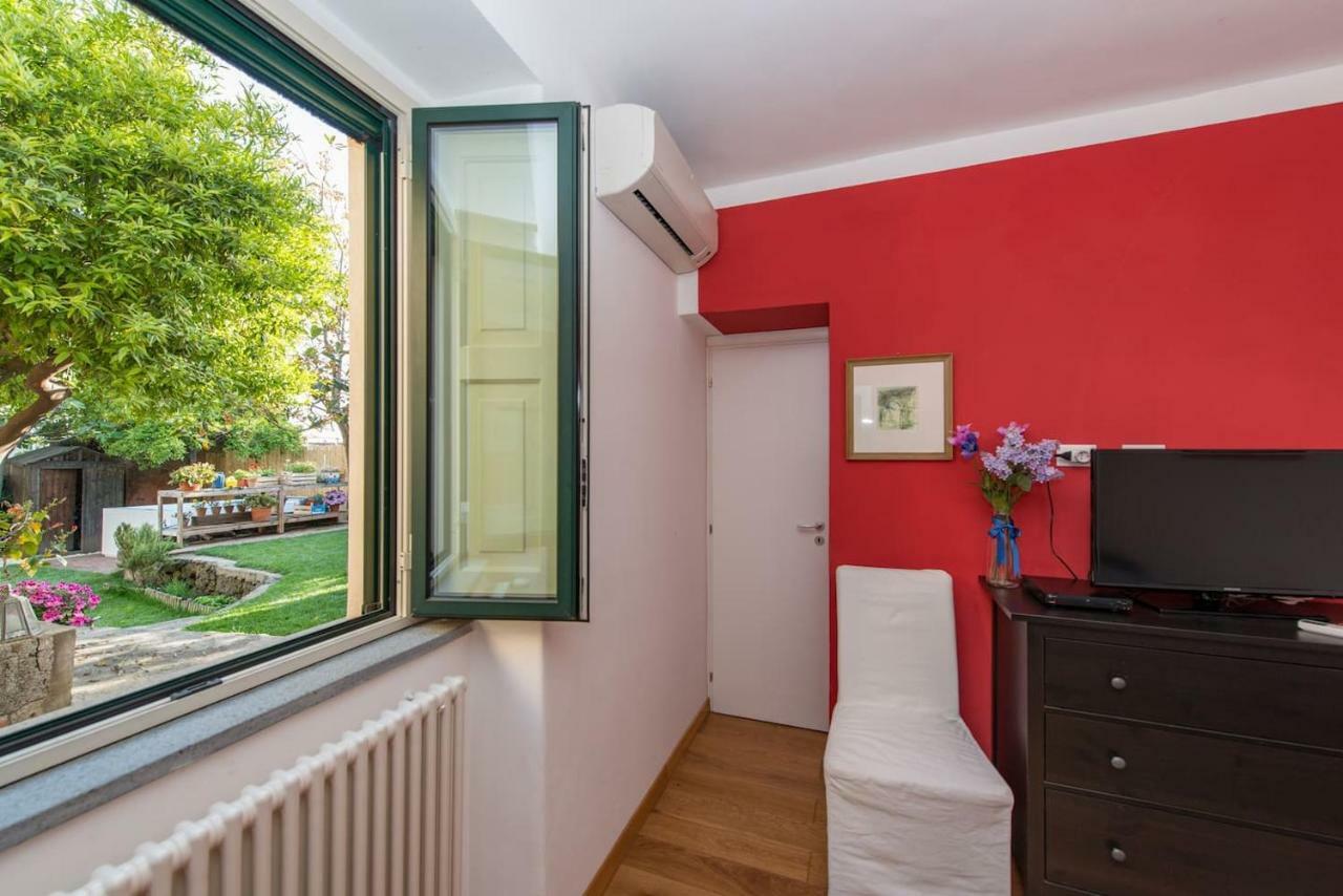 Il Pozzo E L'Ulivo - Just 200 Meters From The Metro - Villa Catania Exterior photo